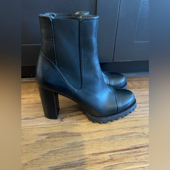 Stuart Weitzman black heeled booties NEVER WORN - Picture 4 of 4